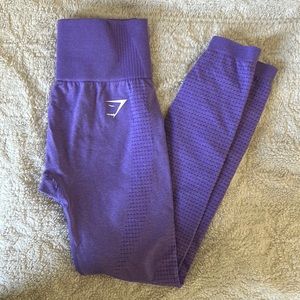 Size small, gymshark purple leggings AMAZING condition